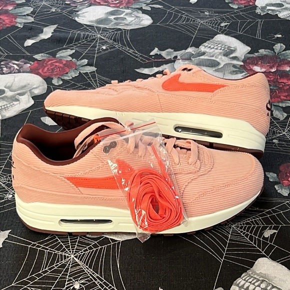 DS 2023 NIKE AIR MAX PRM CORDUROY CORAL STARDUST MENS SZ OR